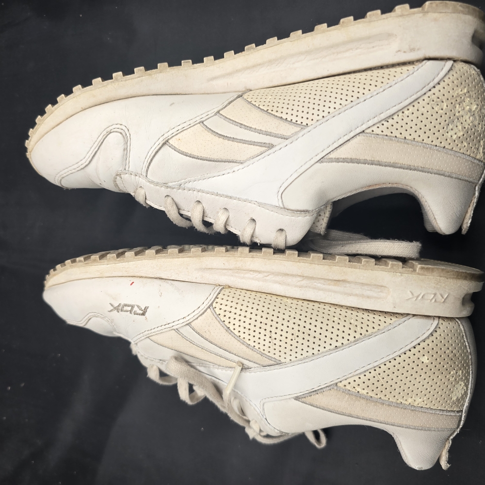Reebok White and Cream Sneakers with Mesh Upper